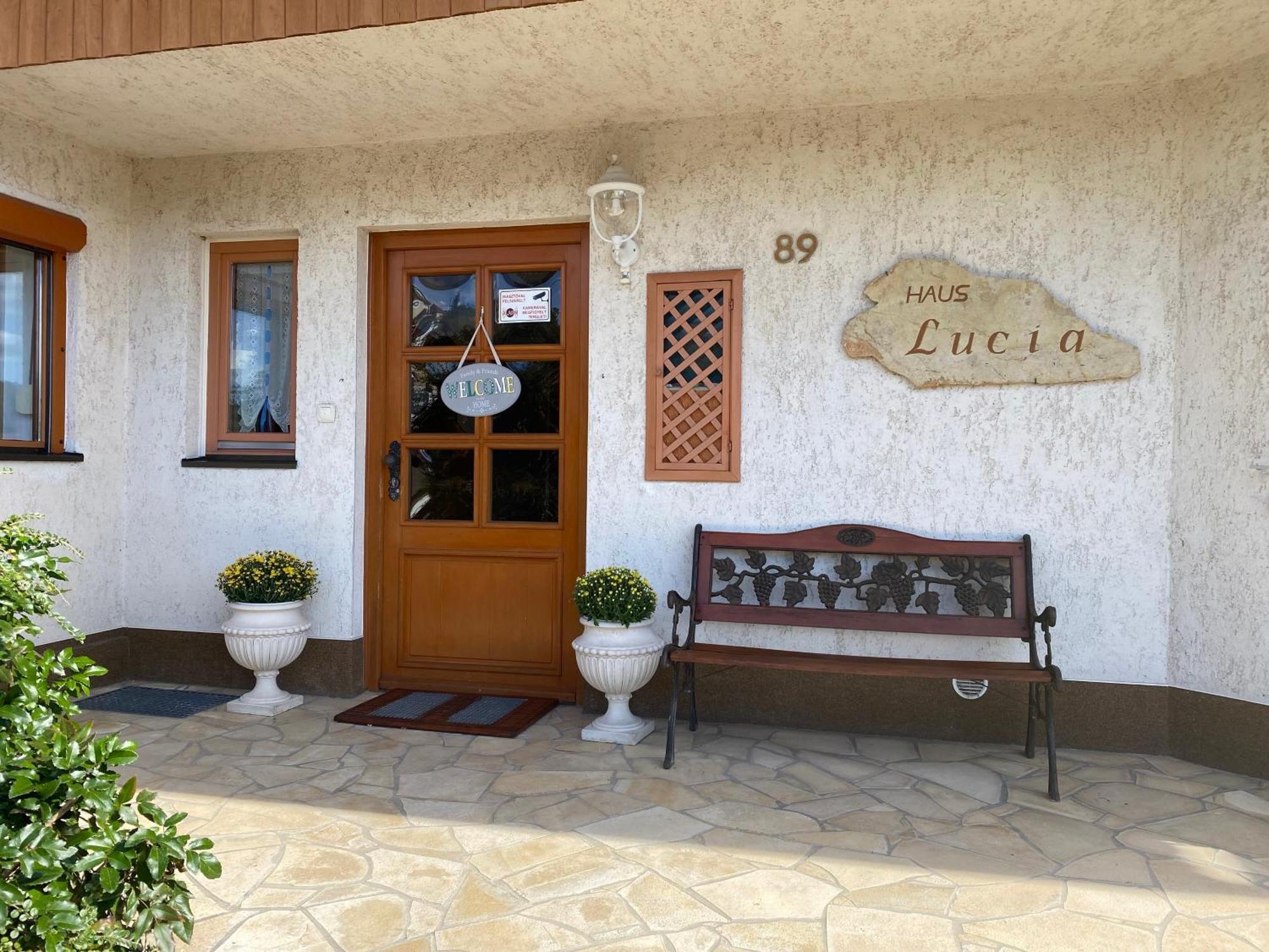 Apartamento Haus Lucia Eger Exterior foto