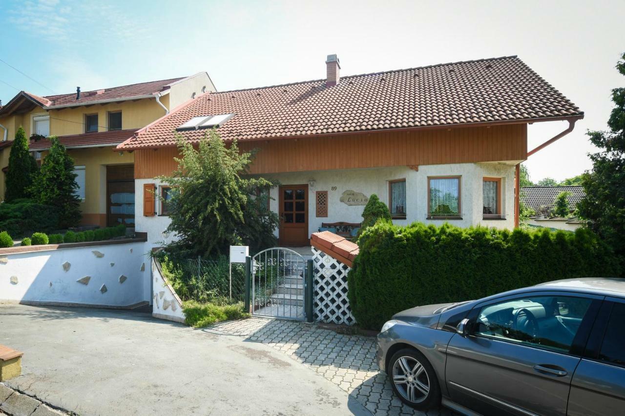 Apartamento Haus Lucia Eger Exterior foto
